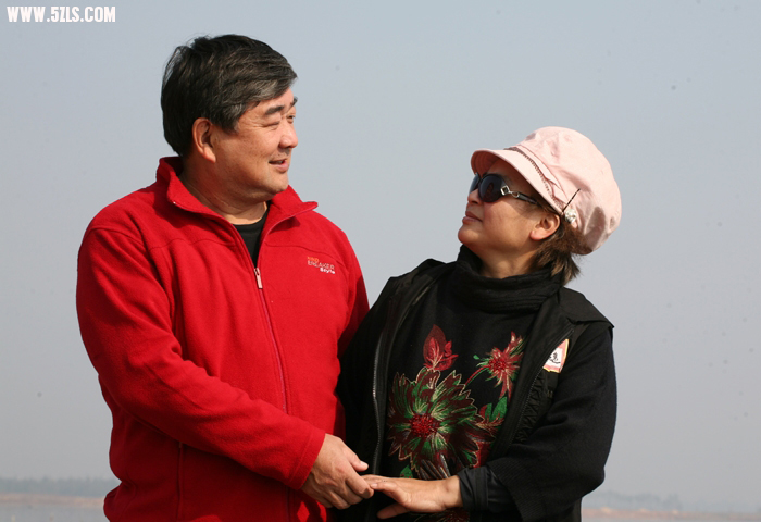 1011040953a383ff1db1448ff9.jpg