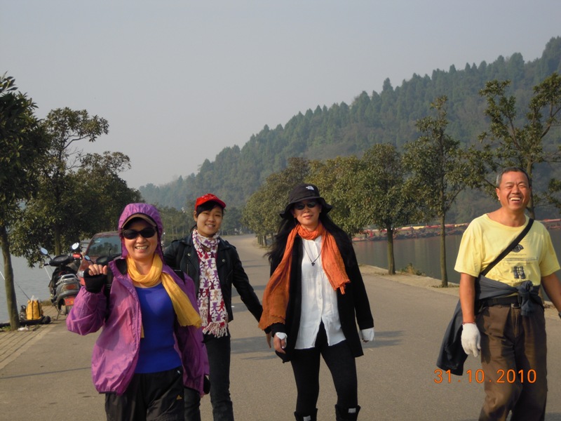 Ƭ 097.jpg