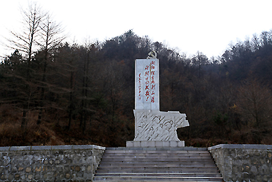 Ƭ 449-2.jpg
