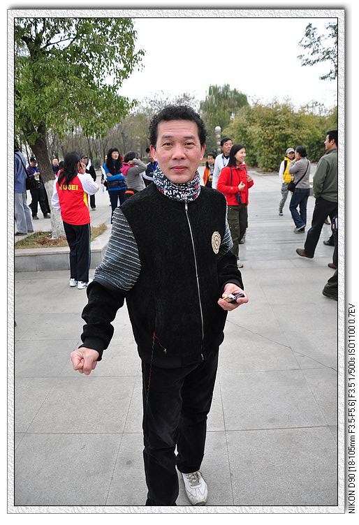 Ƭ 049.jpg