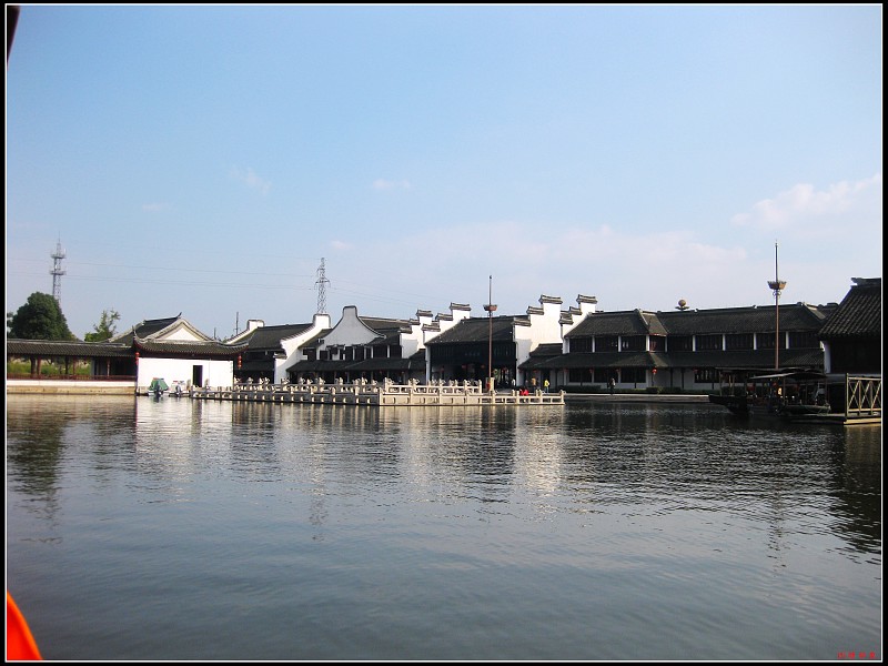 img026.jpg