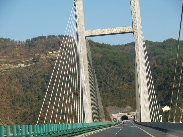 С pc035418.jpg
