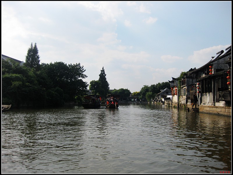 img023.jpg