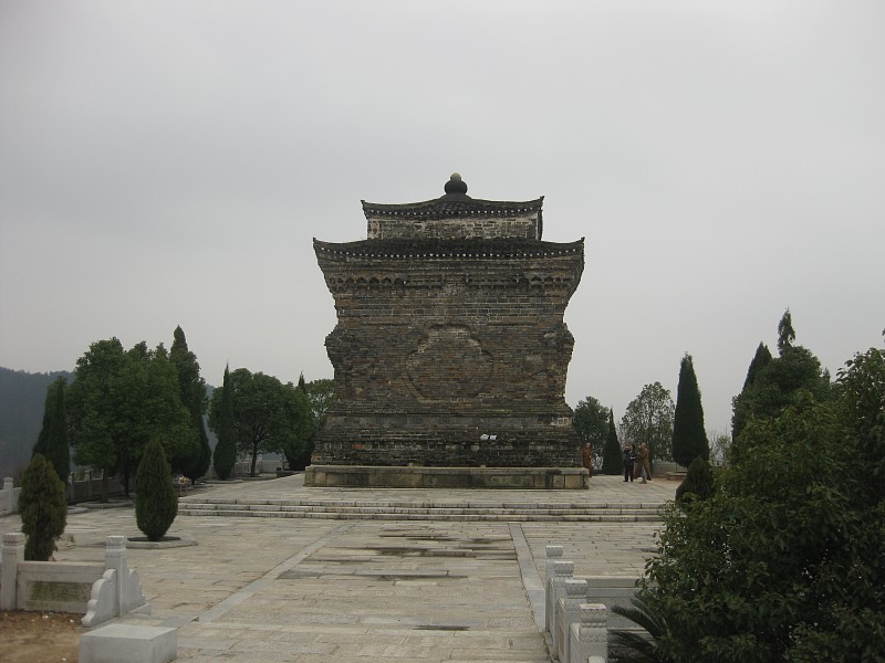 img006.jpg