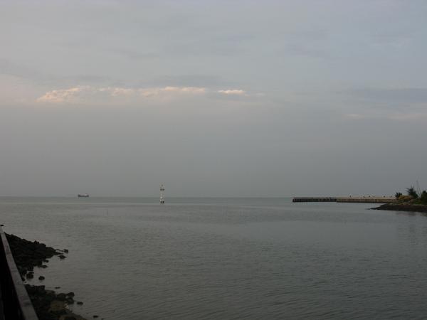 Ƭ 744.jpg