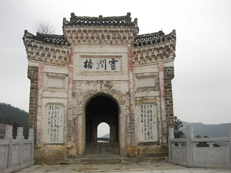 img013.jpg