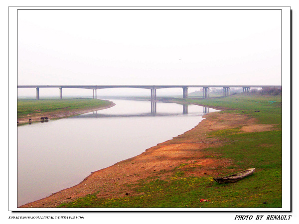101_5803frame600.jpg