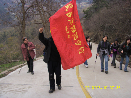 s73f1527.jpg