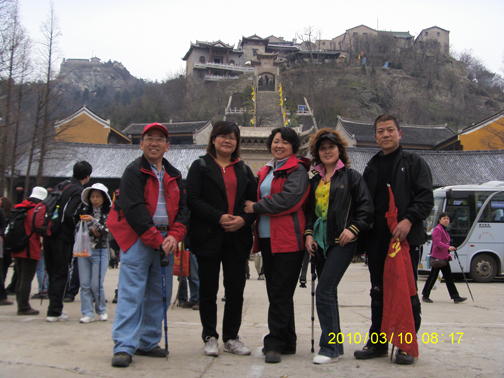 s73f1549.jpg