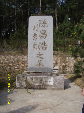 s73f1493.jpg