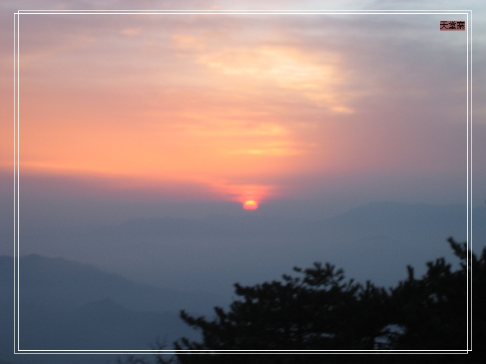 Ƭ 092.jpg