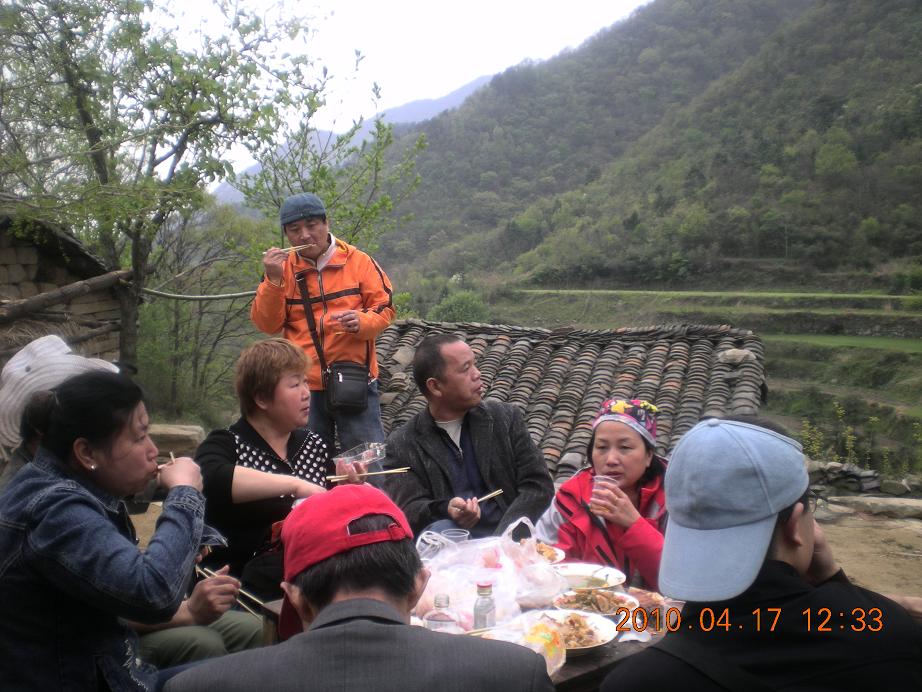 Ƭ 088.jpg