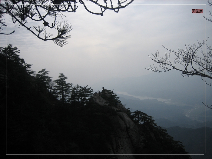 Ƭ 032.jpg