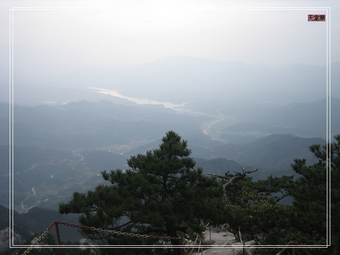 Ƭ 050.jpg