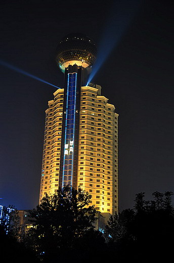 Ƭ 040.jpg
