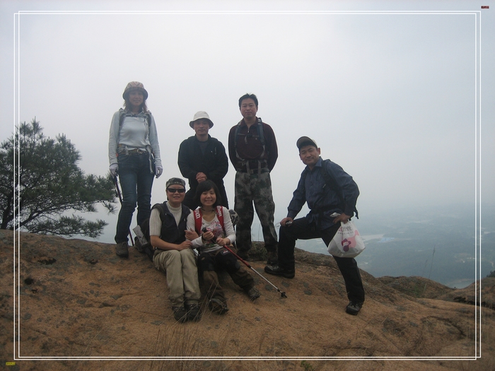 Ƭ 076.jpg