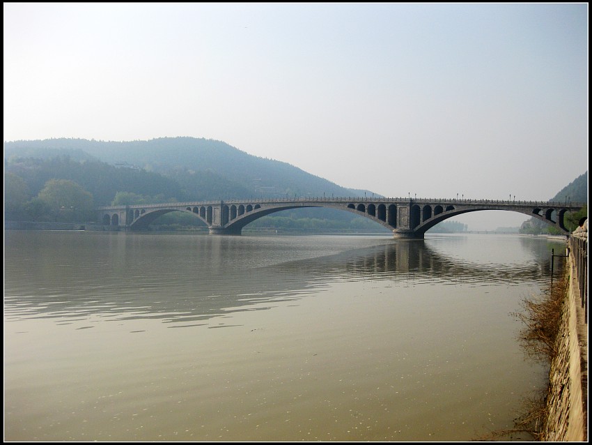 img006.jpg