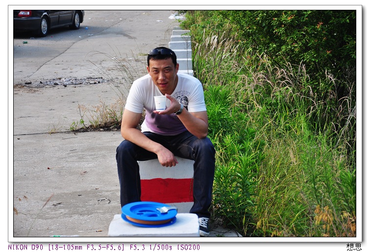 Ƭ 098.jpg