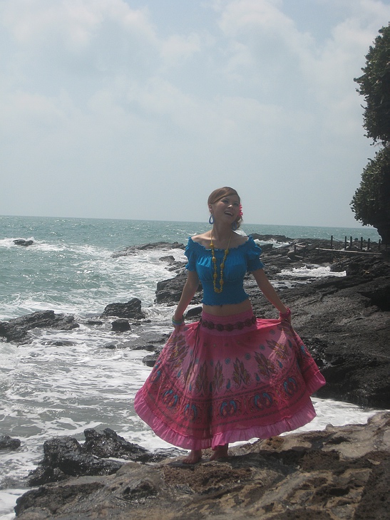 Ƭ 051.jpg
