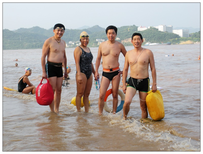 2009817144158.jpg