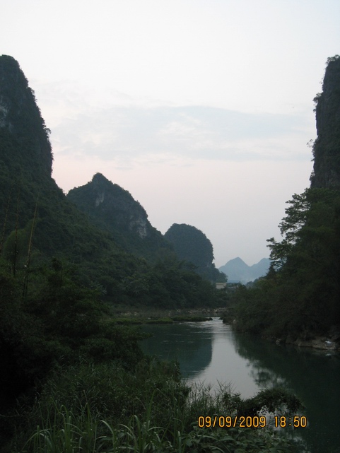 Ƭ 090.jpg