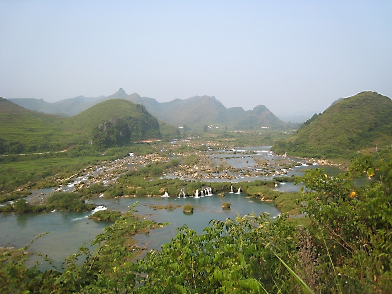 Ƭ 105.jpg