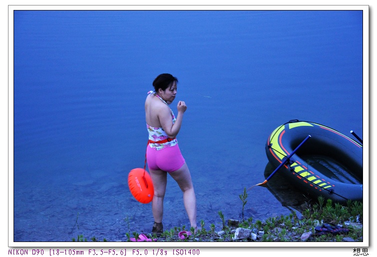 Ƭ 052.jpg