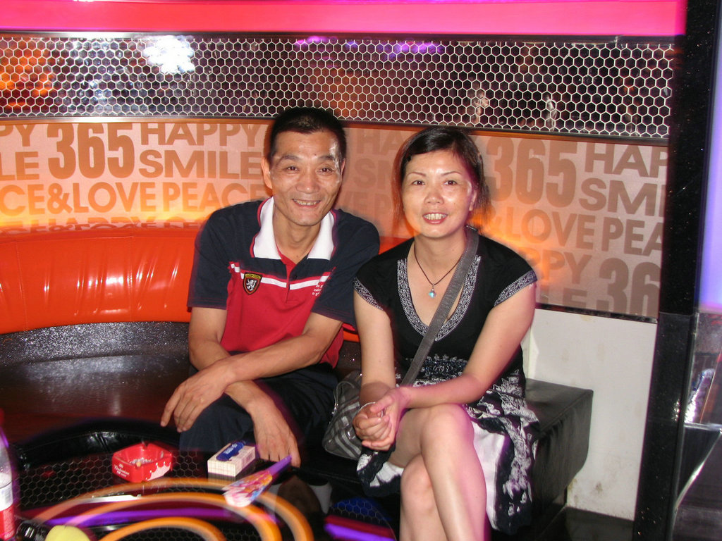 201071021183920774.jpg