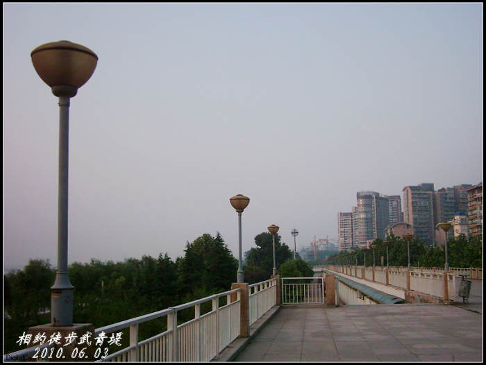 dsci0013.jpg