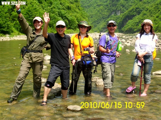 100630181135af81edc0b0d80b1.jpg