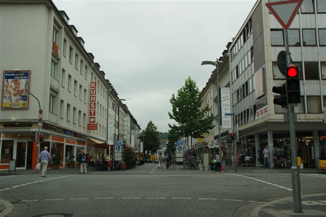2.jpg