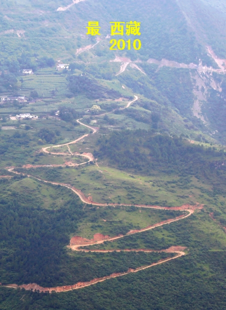 Ƭ 095.jpg