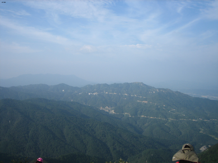 Ƭ 051.jpg