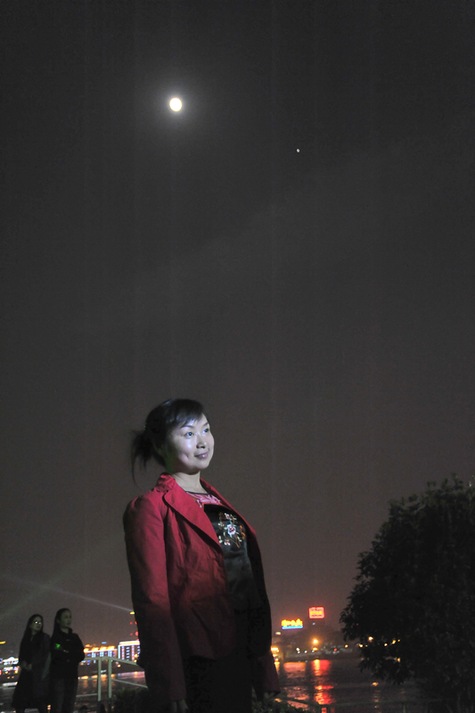 Ƭ 051.jpg