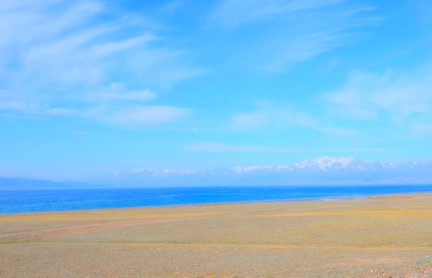 赛里木湖.jpg