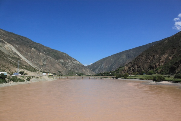 2011825916λ֮- 300.jpg