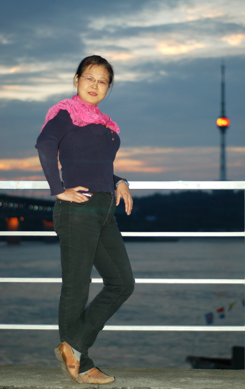 2011.10.4ڷӰŮ (18).jpg