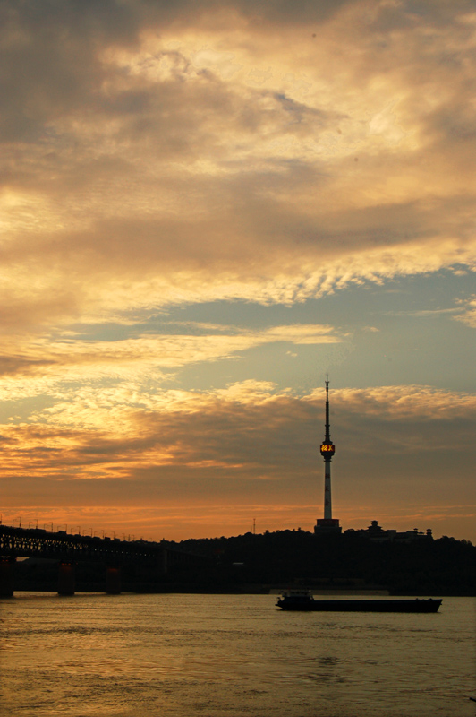2011.10.4ڷӰŮ (26).jpg