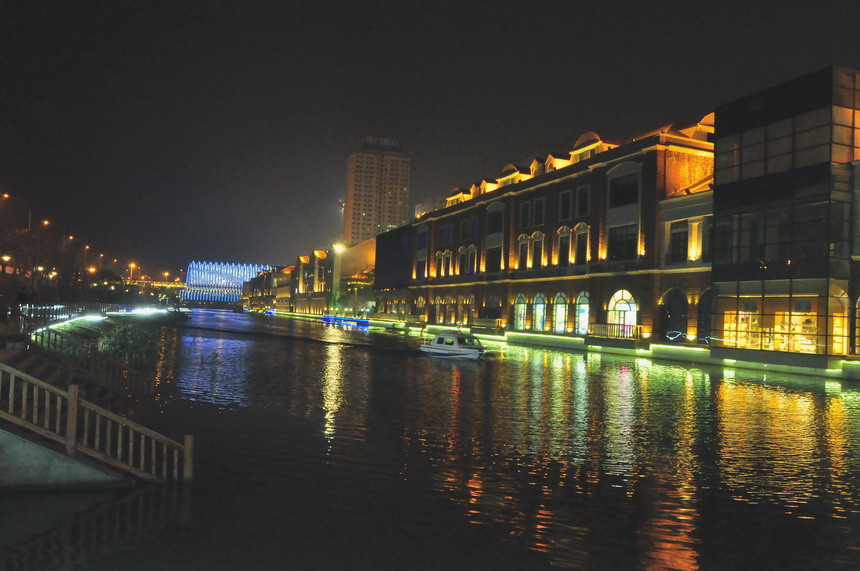 Ƭ 064.jpg