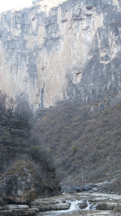 374.jpg