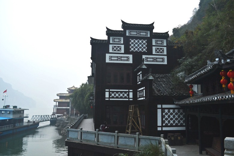 ѵ 045_conew1.jpg