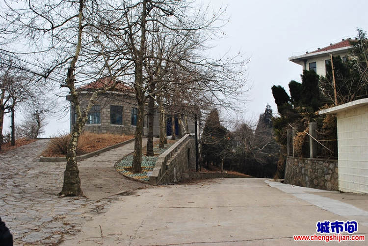 200456hljpptmko42m49jm.jpg