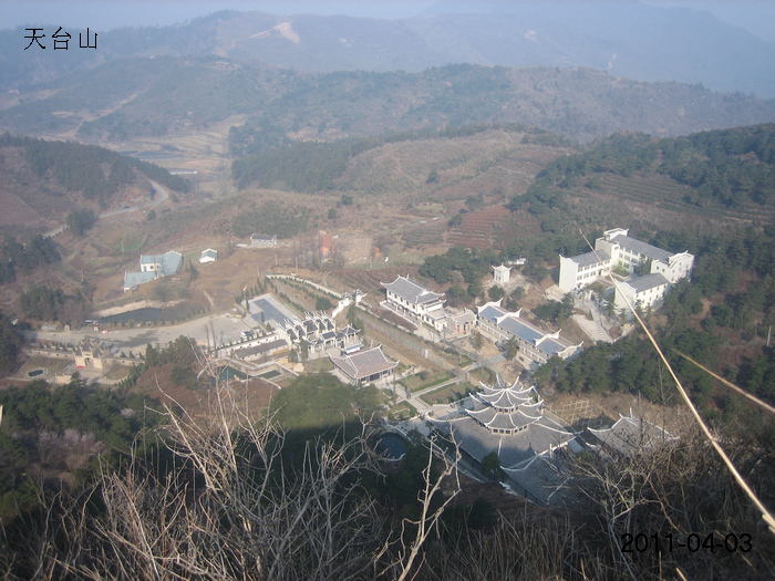 Ƭ 055.jpg