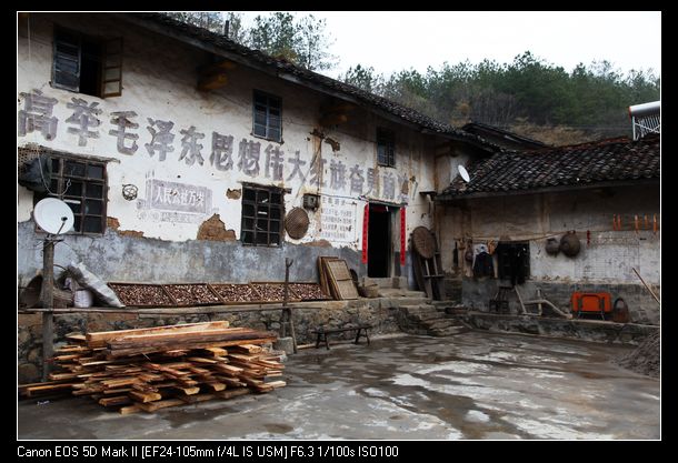 Ƭ 019.jpg