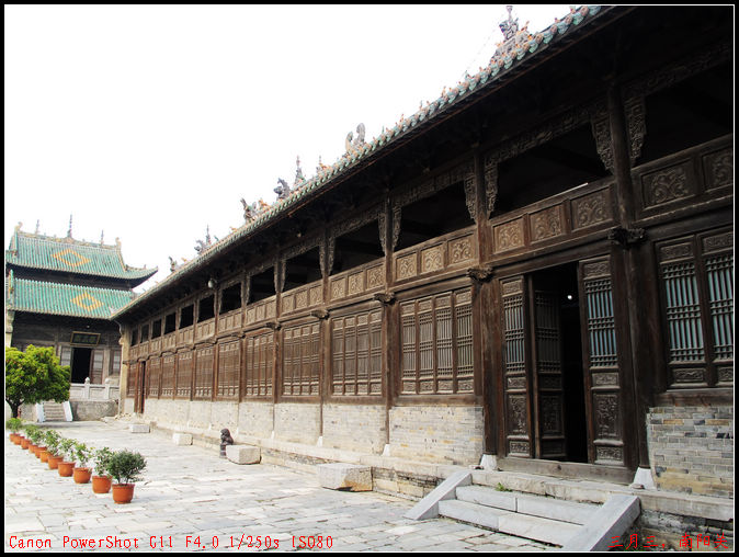 2011. 020.jpg