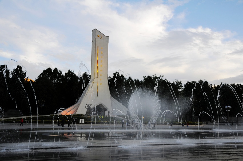 Ƭ 081.jpg
