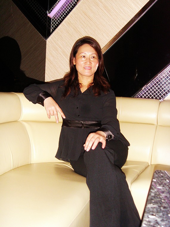 s73f2298.jpg