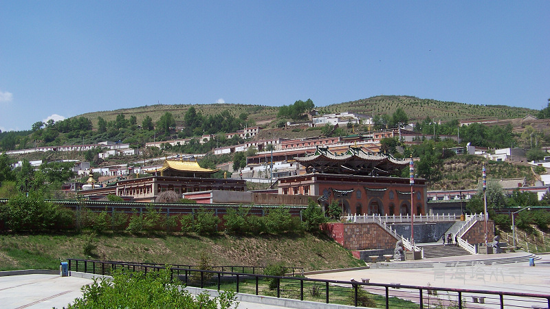 2011年0606b青海西宁湟中塔尔寺 (11).jpg