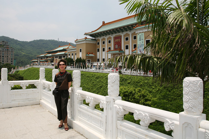 Ƭ 054.jpg
