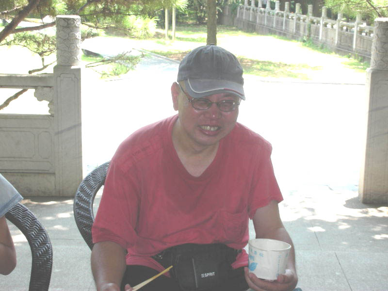 05.jpg